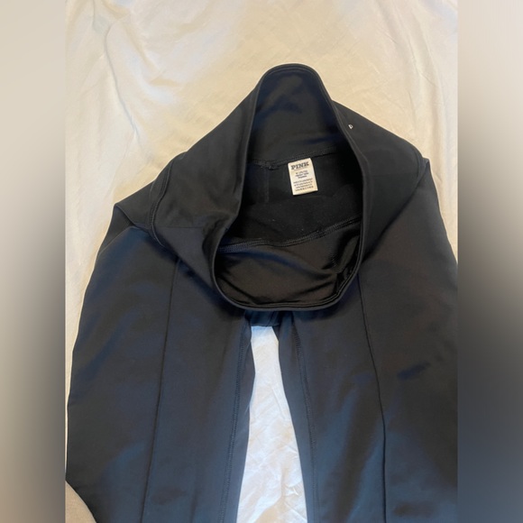 🖤Black Victoria's Secret PINK leggings - Picture 3 of 4